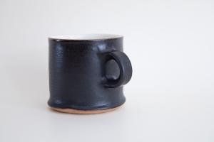 黒釉スエヒロマグ