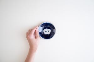 青色 耳付き豆皿 リンゴ B