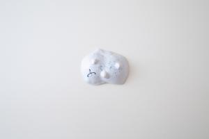 染付桃型豆皿