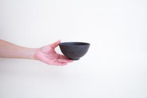 めし碗(黒錆釉)
