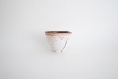 ベージュハスの花ボウル