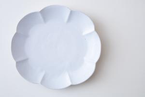 白瓷 輪花楕円五寸皿