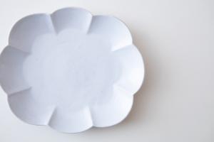 白瓷 輪花楕円皿