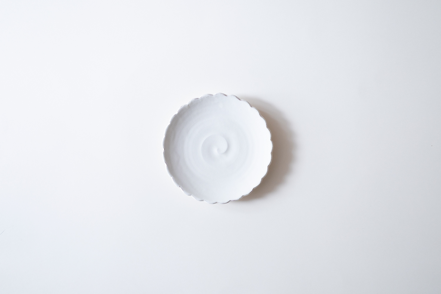 花皿大 フリル 粉引