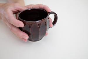 飴釉面取りコーヒーカップ