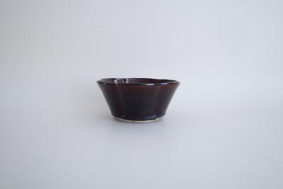 飴釉輪花5寸鉢