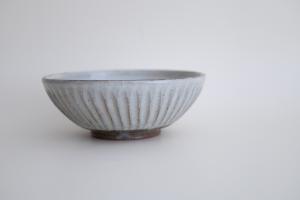 粉引しのぎ取鉢