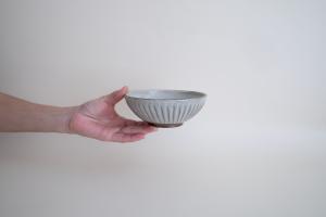 粉引しのぎ取鉢