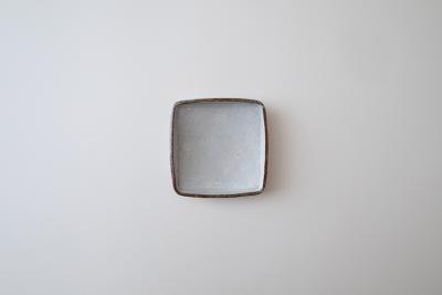 粉引角小皿