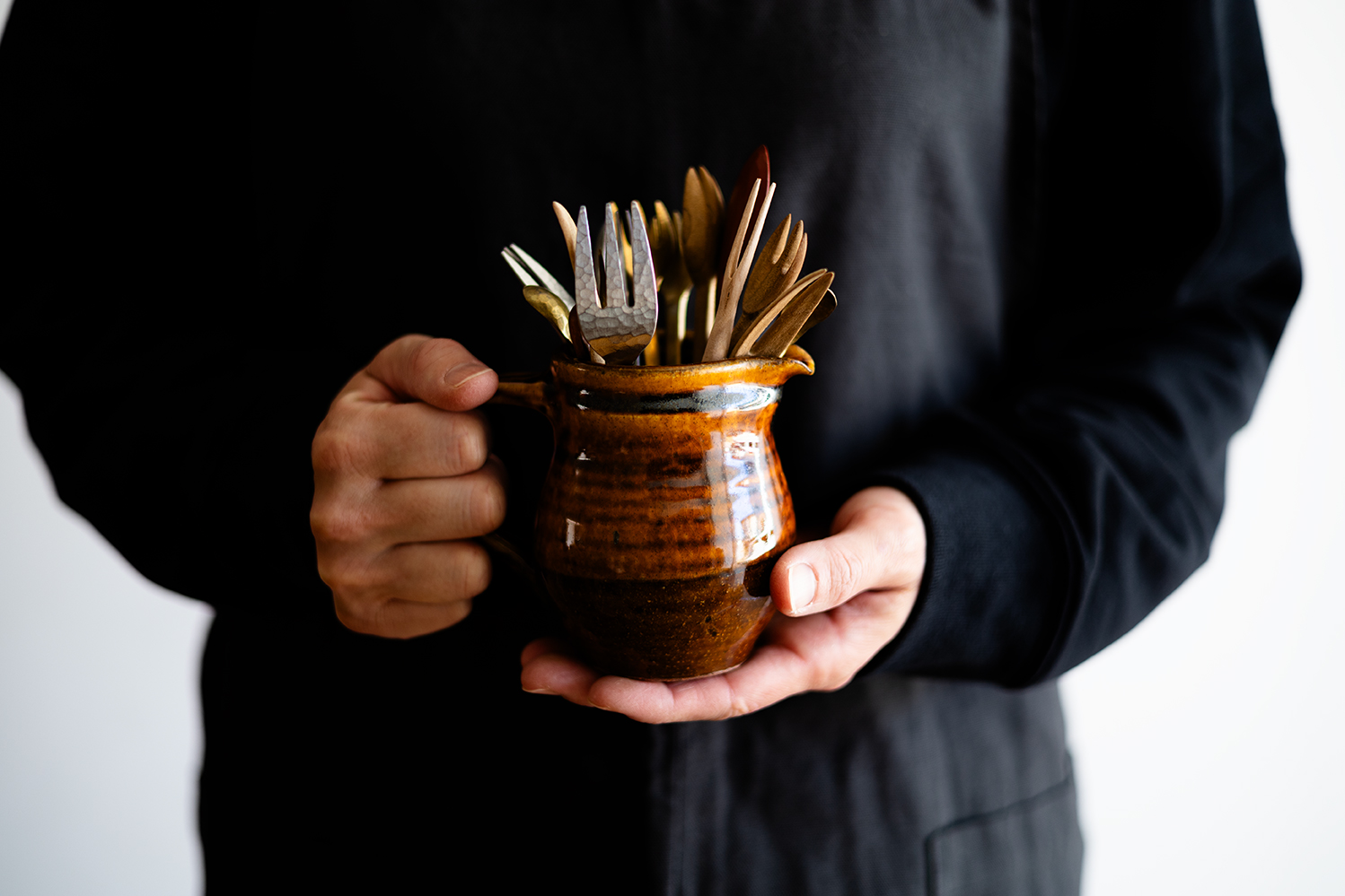 飴釉 マグピッチャー (丸)