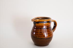飴釉 マグピッチャー (丸)