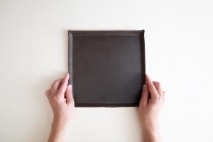 錆釉正角プレート