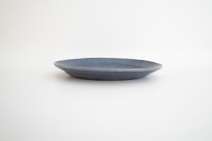 グレー釉だ円リム皿 大