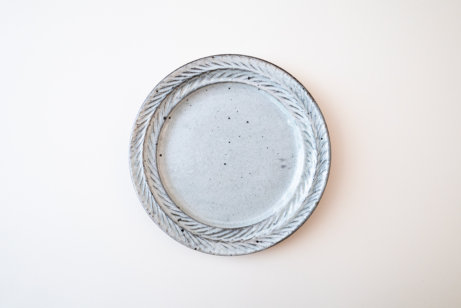 青灰 リーフリム皿 7寸