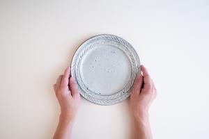 青灰 リーフリム皿 7寸