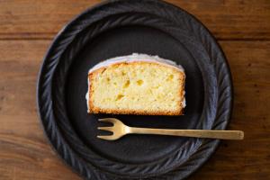 錆釉 リーフリム皿 6寸