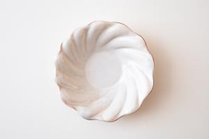 粉引 スパイラル輪花小鉢