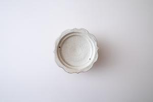 キナリ 彫刻コンポート皿 Φ130