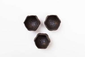 つぼみ小鉢 鉄sabi