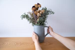 グレー釉 リーフピッチャー 大