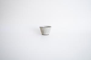 粉引ぐい呑切立