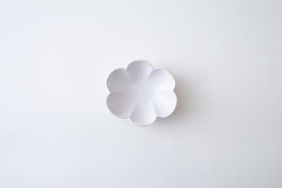 白釉 輪花鉢 柘榴