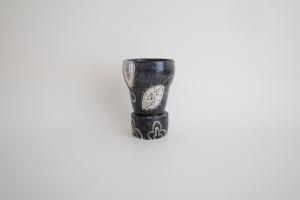 黒抜台付カップ F