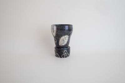 黒抜台付カップ F