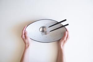 ひびわれアーモンド深鉢 M