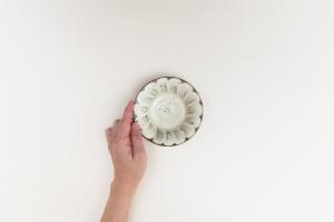 黄刷毛 花浅鉢 4寸