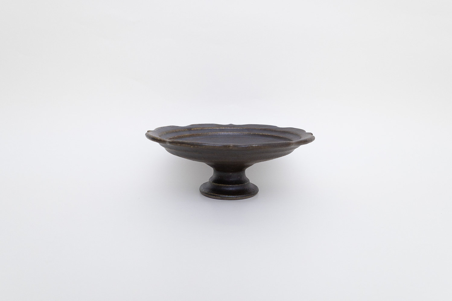 錆釉彫刻コンポート皿 Φ180