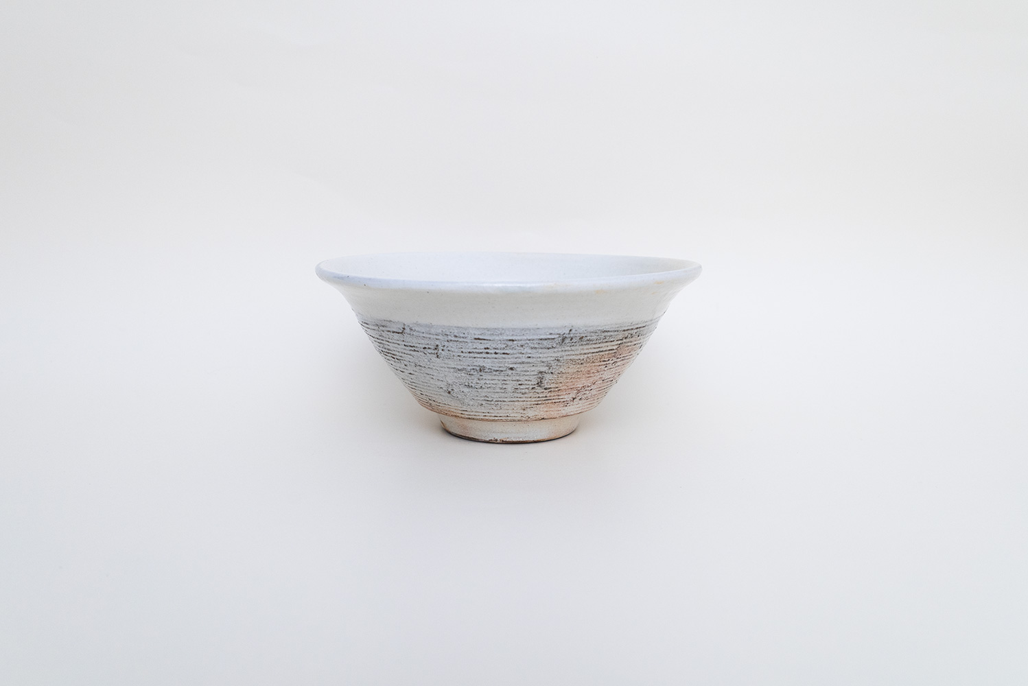 渕荒横彫切立丼鉢