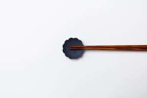 花のはしおき 黒マット