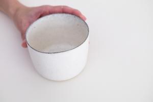 うすカップ 粉引